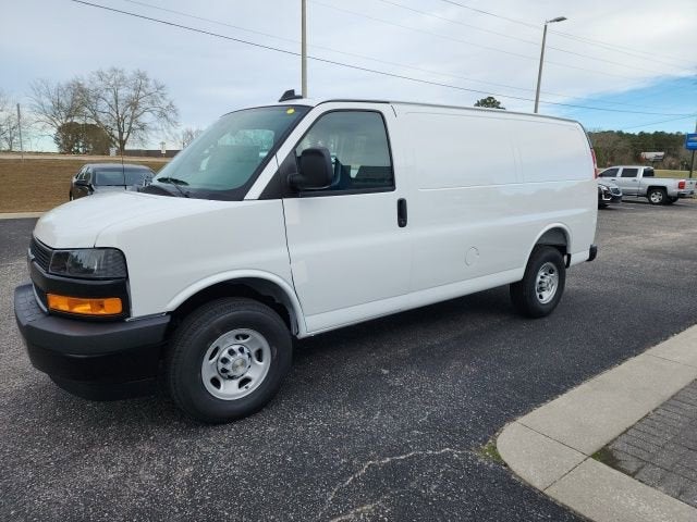 2025 Chevrolet Express Cargo 2500 WT
