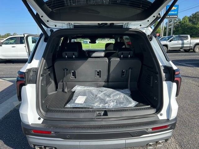 2026 Chevrolet Traverse LT - Photo 14