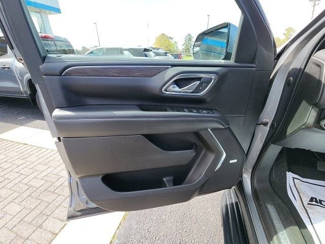 2021 Chevrolet Suburban LT