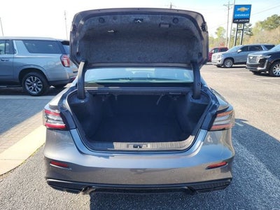 2023 Nissan Maxima SR