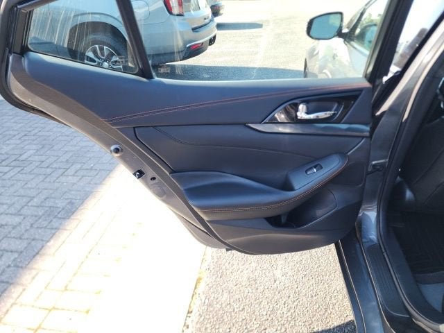 2023 Nissan Maxima SR