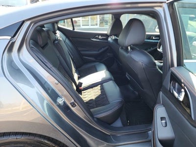 2023 Nissan Maxima SR