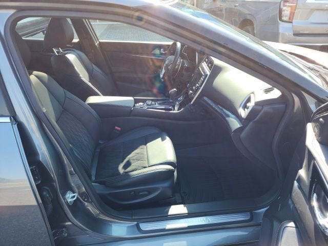 2023 Nissan Maxima SR