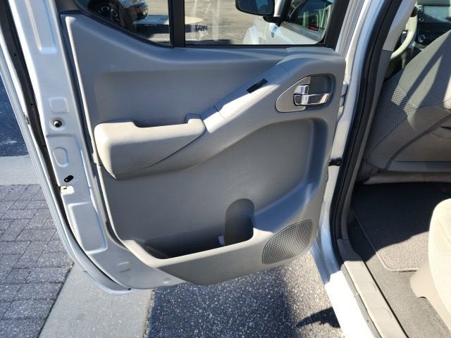 2021 Nissan Frontier SV