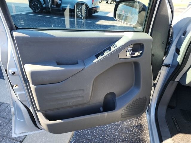 2021 Nissan Frontier SV