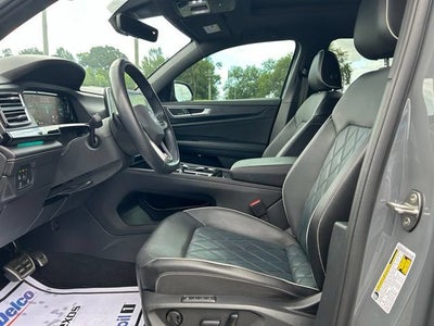 2024 Volkswagen Atlas Cross Sport 2.0T SEL Premium R-Line