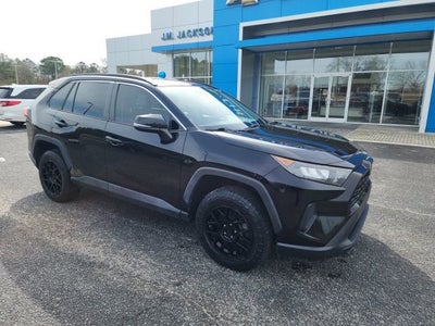 2020 Toyota RAV4 LE