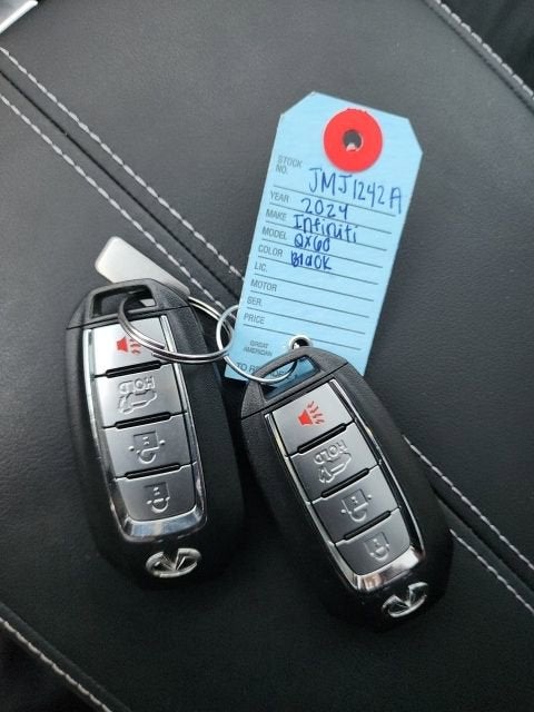 2024 INFINITI QX60 PURE