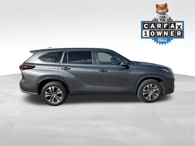 2024 Toyota Highlander Hybrid XLE