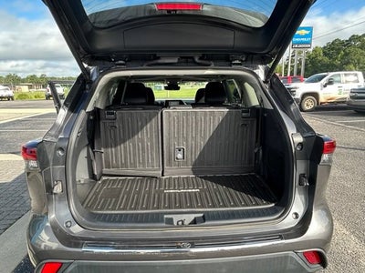 2024 Toyota Highlander Hybrid XLE