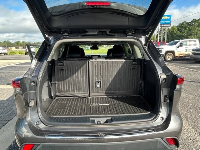 2024 Toyota Highlander Hybrid XLE
