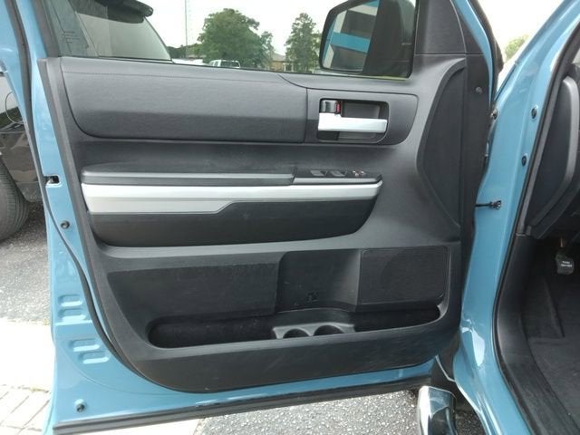 2020 Toyota Tundra 2WD SR5