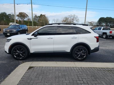 2022 Kia Sorento X-Line EX